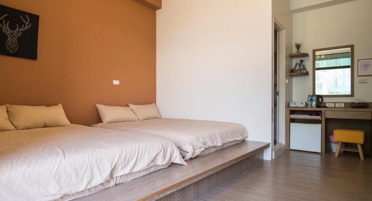 Apartamento Iron St. House Tainan Exterior foto