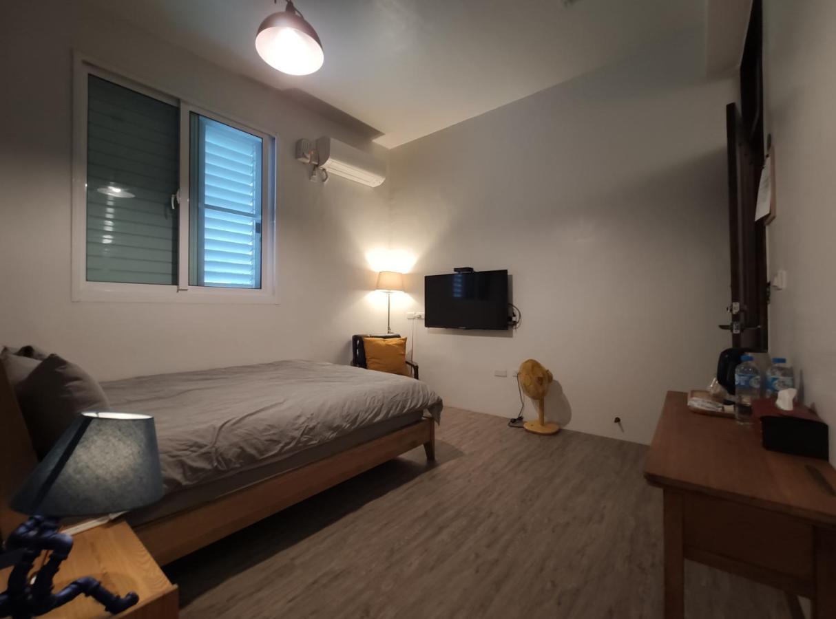 Apartamento Iron St. House Tainan Exterior foto